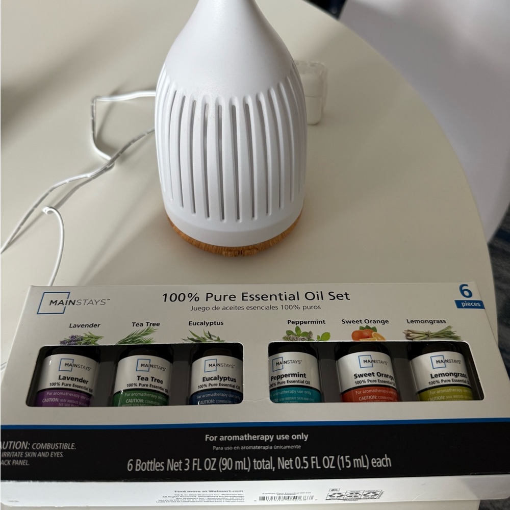Mainstays Essential Oil Set with White Diffuser